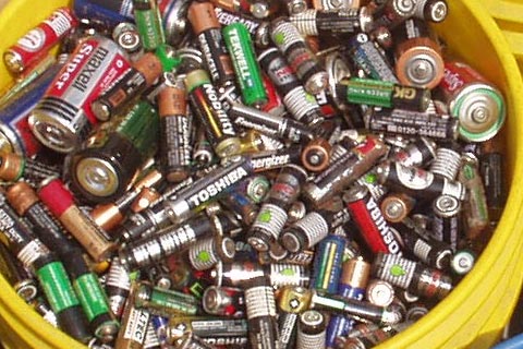 湖州高价铁锂电池回收-上门回收蓄电池-叉车蓄电池回收